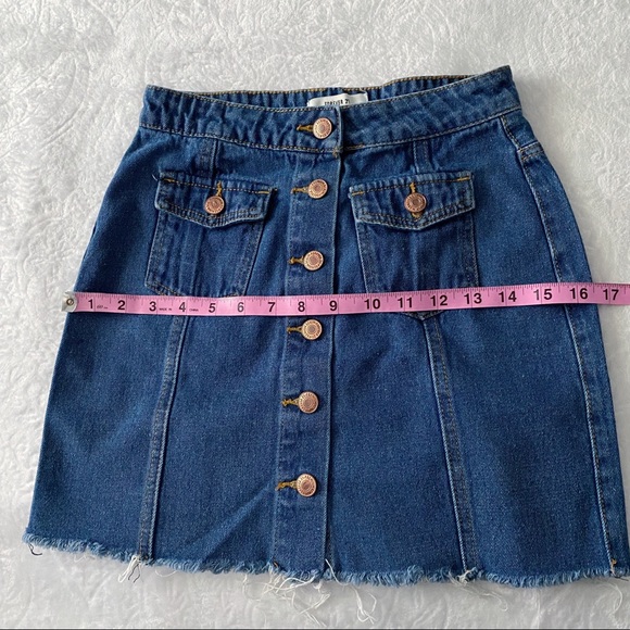 Button Down Raw Hem Jean Mini Skirt - Picture 3 of 6